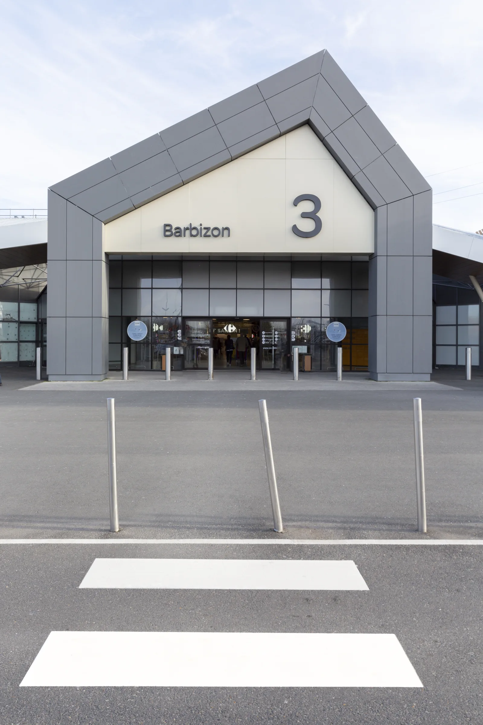 Carrefour — Villiers-en-Bière - Photo 2