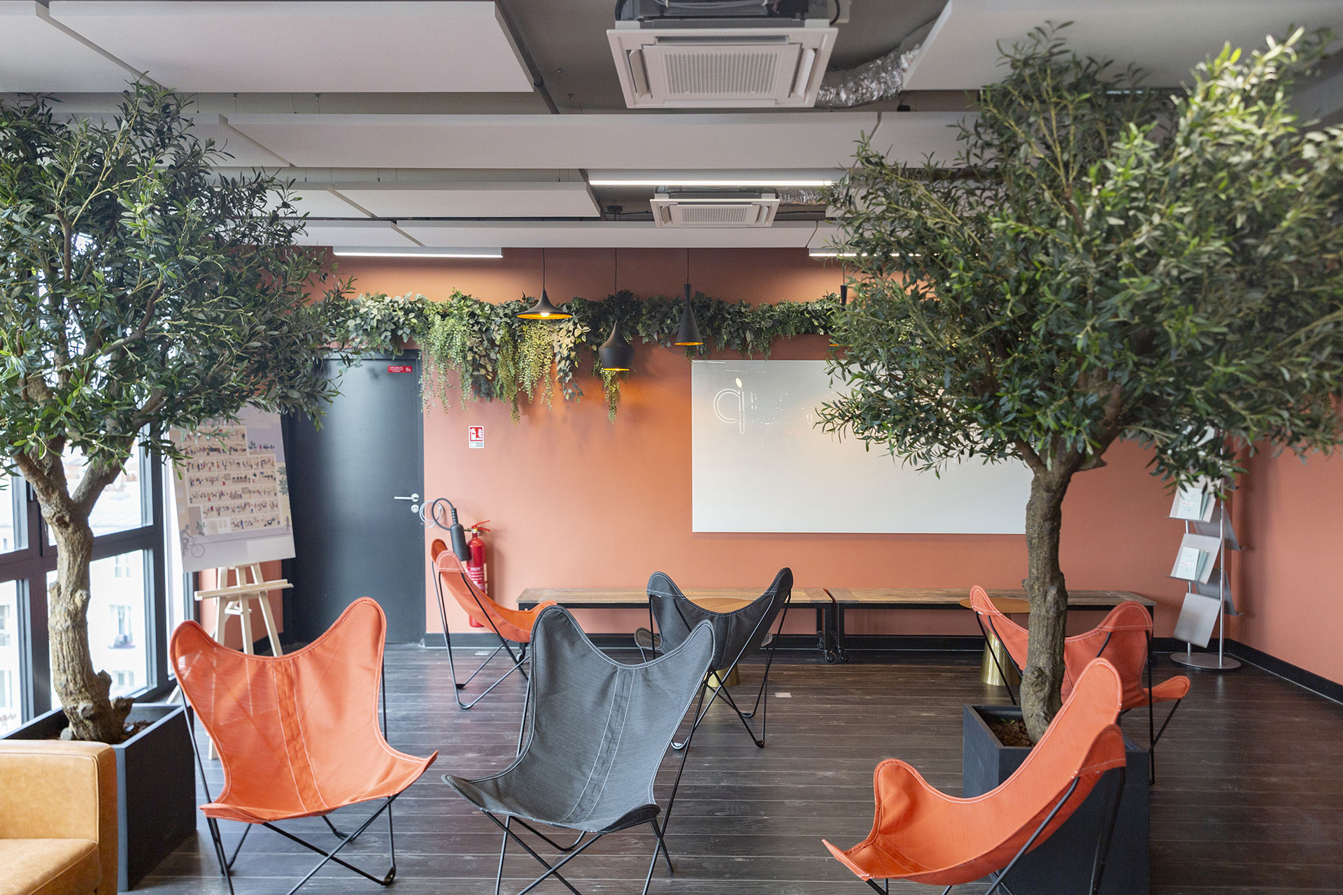 Peinture et revêtements — Site ferroviaire, Vanves - Photo 2