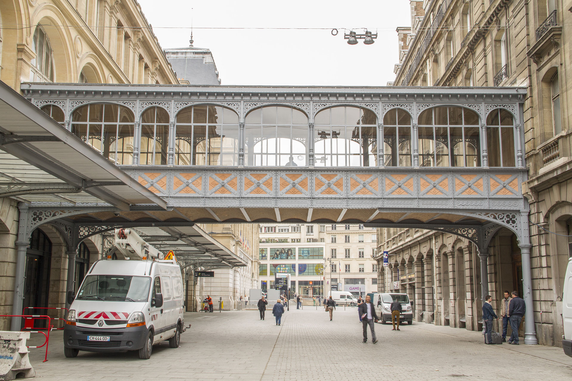 Peinture — Bâtiment tertiaire, Paris 15e - Photo 2